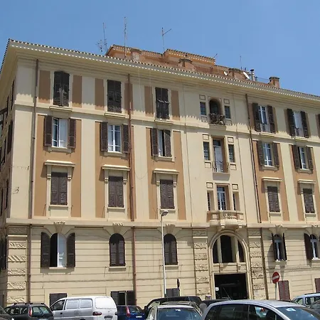 Nell'azzurro Pensionat 4*